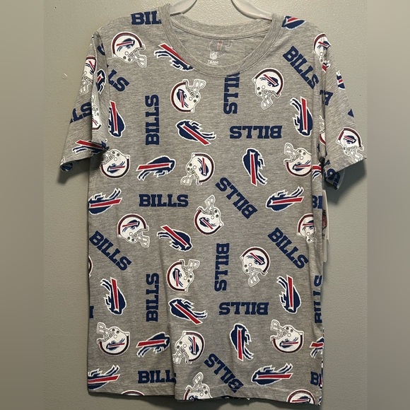 Team Apparel Other - BILLS NFL Team Appearl Boys Graphic T-Shirt.               Size L.  10/12